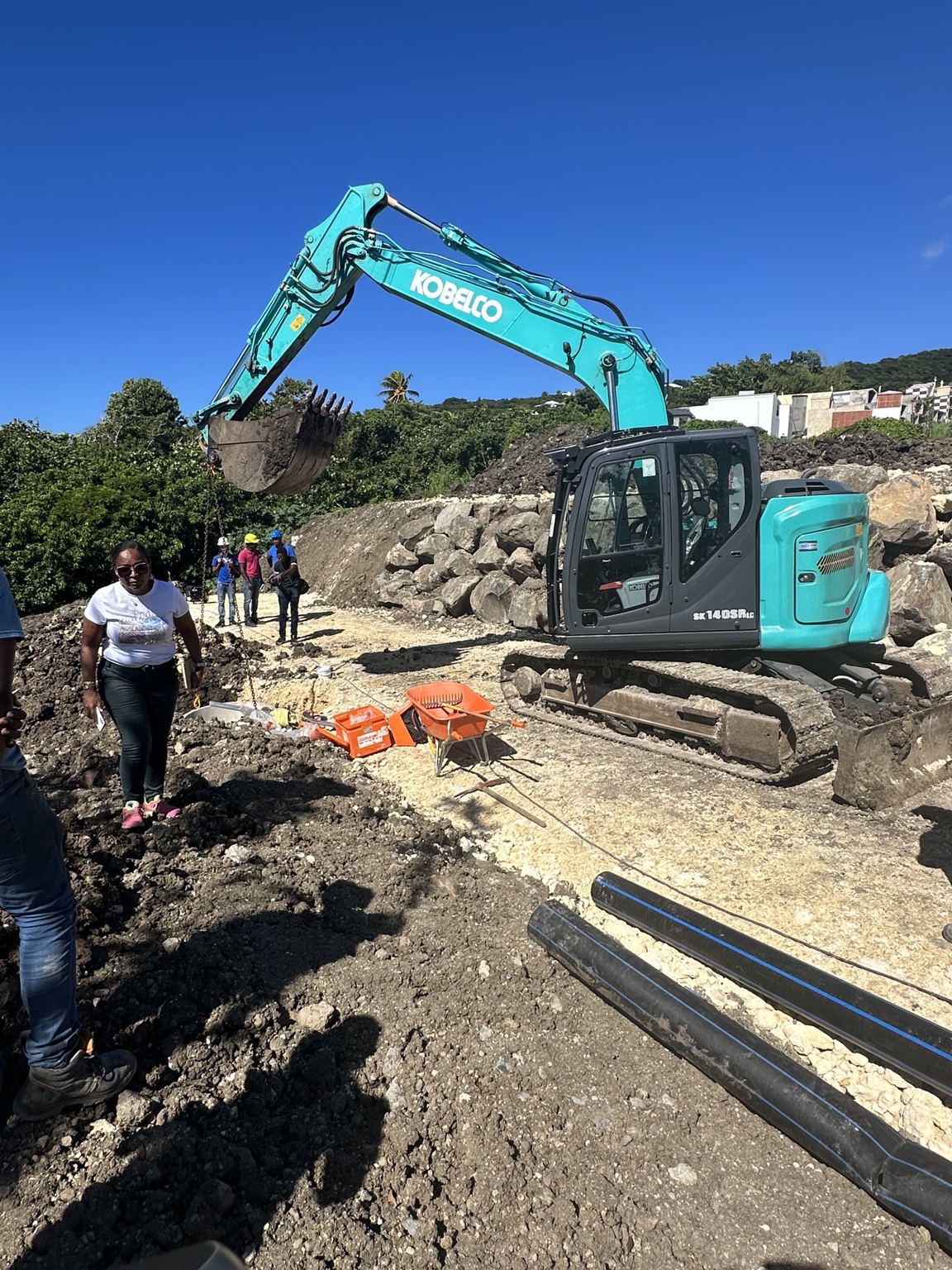 ASSU TERRASSEMENT en intervention sur un chantier en Guadeloupe